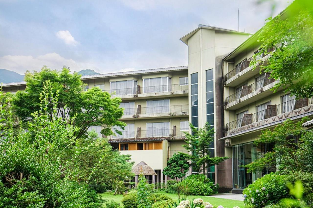 4 Smart Central Hotels in Yufuin Onsen Worth Booking